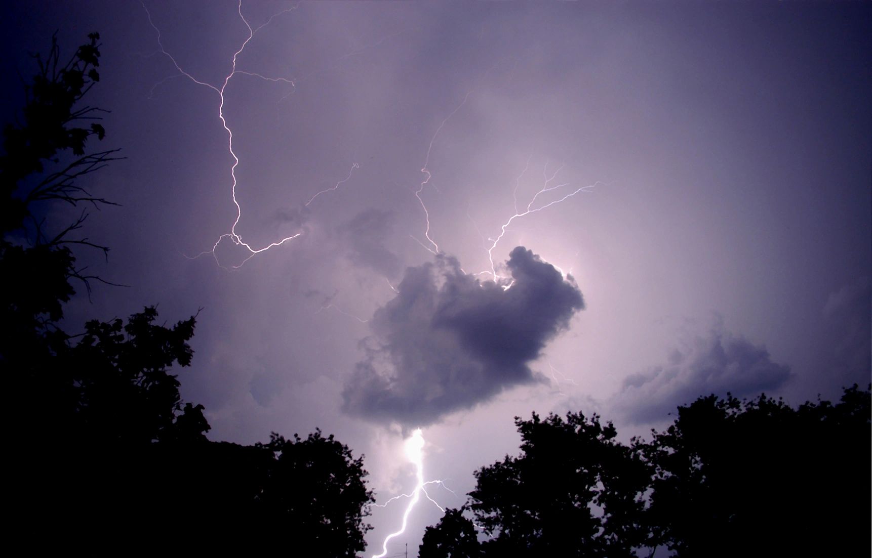 Emergency Roofing Service